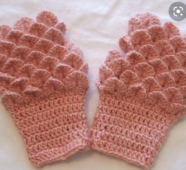 Pineapple Leaves inspired Fingerless crochet gloves