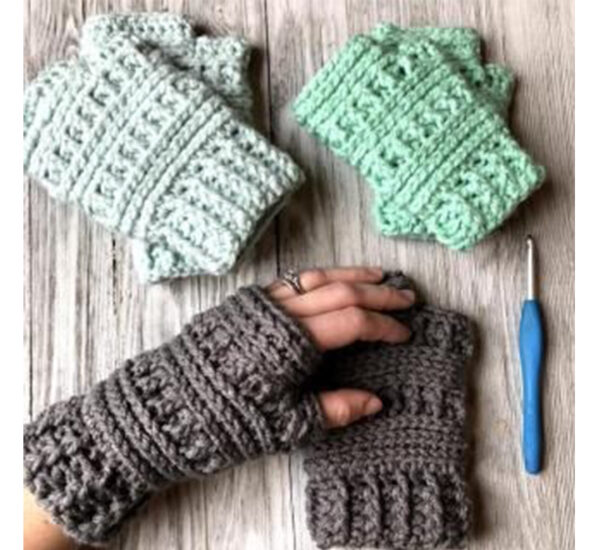 Crochet Gloves for Girls with a Thumbhole