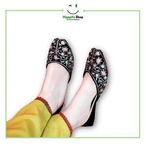 Black embroidery khussa Handmade Jutti | Walk in a style